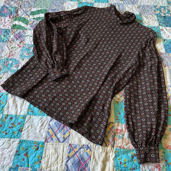 Vintage 70s/80s DONCASTER Geo Print Balloon Sleeve Mockneck Equestrian Blouse M - Picture 1 of 5